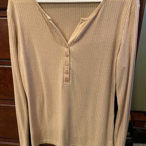 Women's long sleeve lightweight shirts (4)